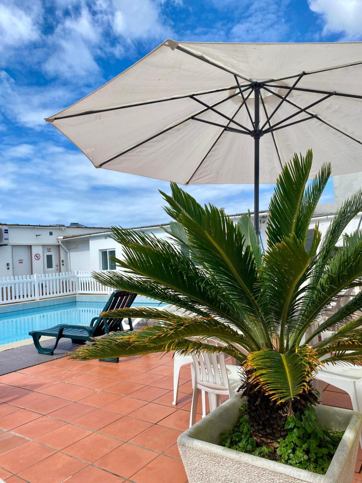 Live, Laugh, Love Beach Guest Home With Ac Madalena  エクステリア 写真